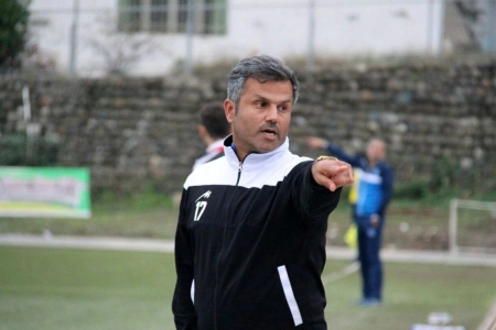 سانحه رانندگی برای پیشکسوت استقلال و ملوان؛ اشجاری در ICU بستری شد