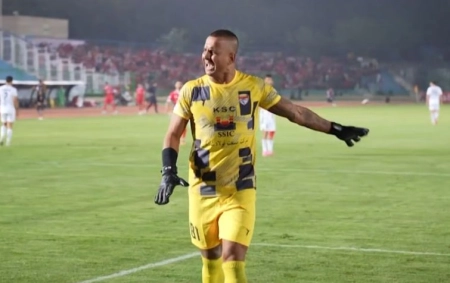 اعتراض شدید حامد لک به قضاوت داور