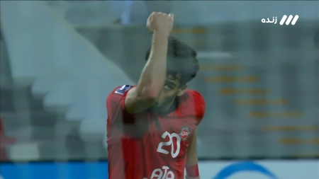 گل سوم تراکتور به الشارجه توسط هاشم نژاد