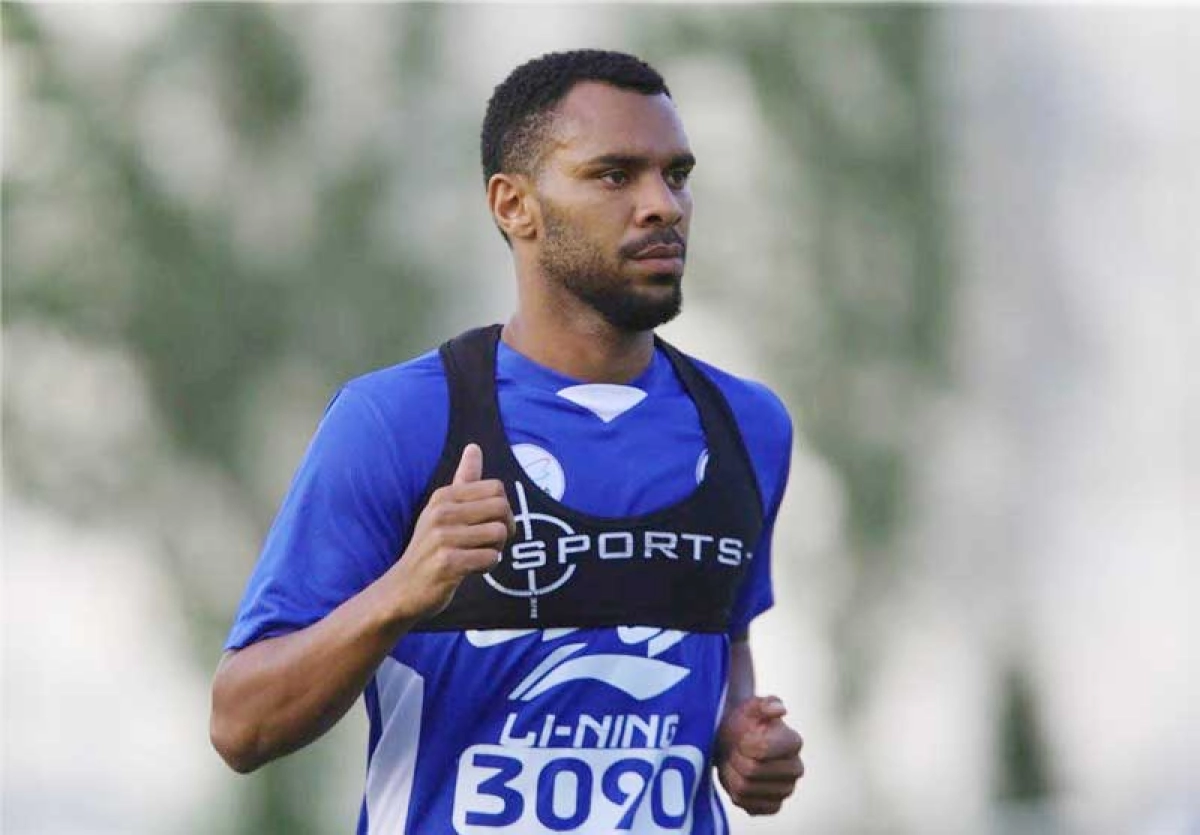 پایان دوران حرفه‌ای مدافع سابق استقلال؛ رابسون جانواریو خداحافظی کرد