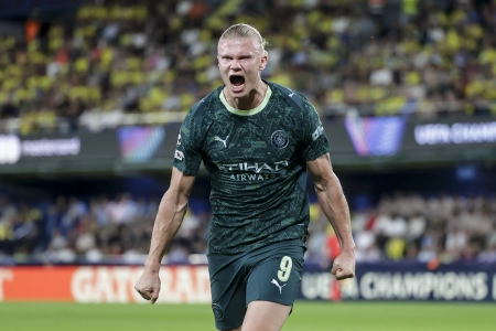 گلزنی در ۱۲ بازی متوالی؛ بچه غول به کریستیانو رسید