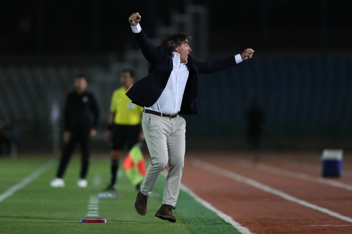 ساپینتو: به بازیکنانم افتخار می‌کنم؛ نمی‌خواهم خط دفاعم را تغییر دهم