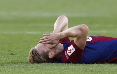 الکلاسیکو با طعم بدشانسی؛ دی‌یونگ از لیست بارسا خط خورد