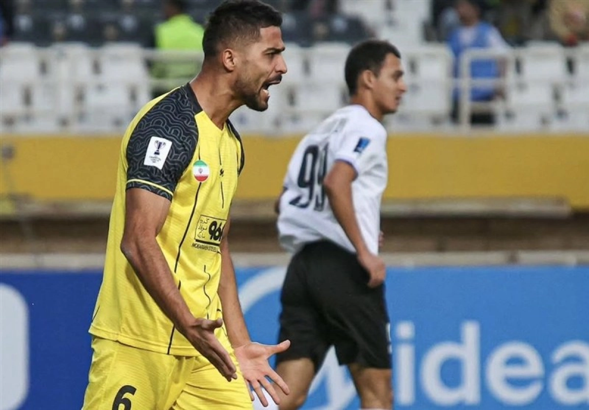 ضربه به خط میانی سپاهان؛ عارف حاجی‌عیدی سه بازی حساس را از دست داد