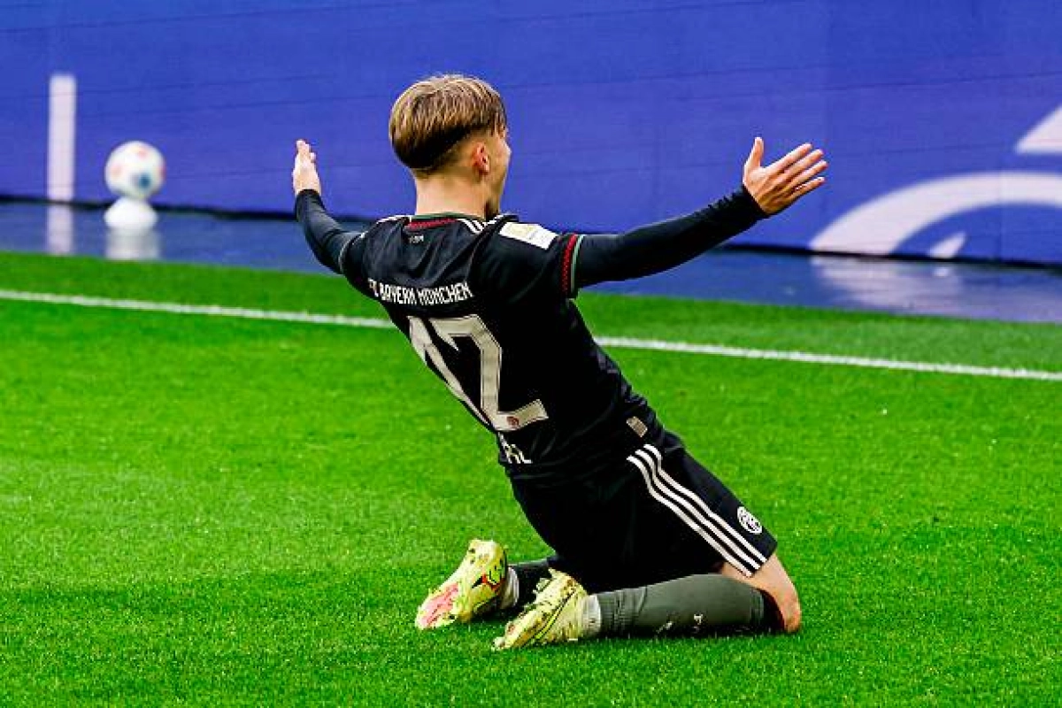 مونشن گلادباخ ۰-۳ بایرن مونیخ؛ بدون گلزنی کین هم می‌برند