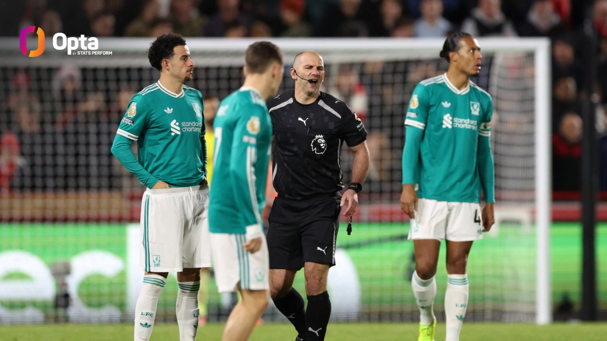 اوضاع اسفناک پس از چهارمین باخت متوالی؛ اسلوت مسیر تن هاخ را می‌رود؟