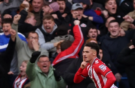 چلسی ۱-۲ ساندرلند؛ بازگشت به تاریکی، شوک بزرگ در ثانیه‌های پایانی