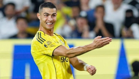 جنجال پنالتی و لبخند معنادار رونالدو به غندی‌پور + عکس