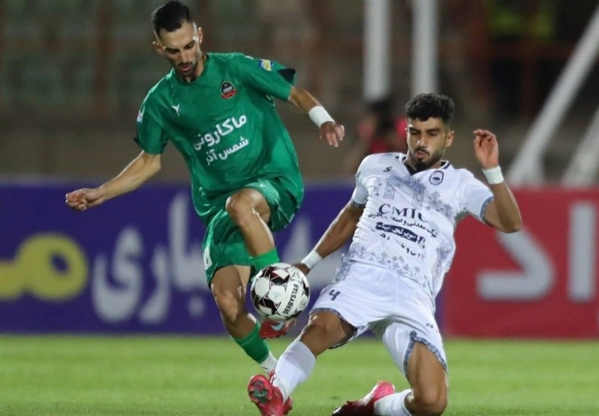 محکم‌کار: برد برابر فولاد از نان شب واجب‌تر بود