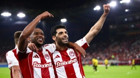 رابطه احساسی طارمی در یونان شکل گرفت! + عکس