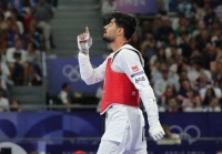 تکواندوی قهرمانی جهان | نصیری چهارمین حذف شده بانوان/ حضور برخورداری در جمع 8 نفر برتر