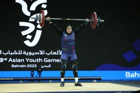 بازی‌های آسیایی جوانان | نسیم قاسمی در وزنه‌برداری ۲ نقره‌ گرفت