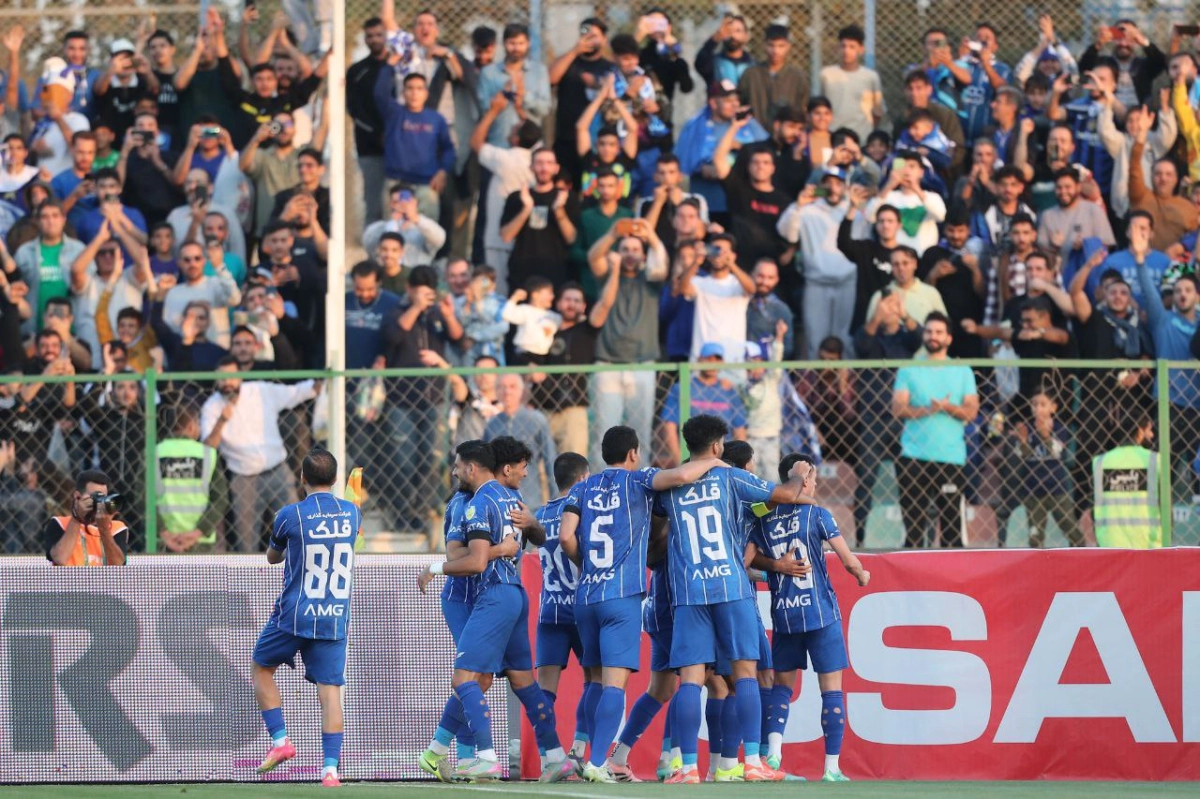 استقلال ۳-۱ آلومینیوم؛ نمایشی در قد و قواره قهرمانی