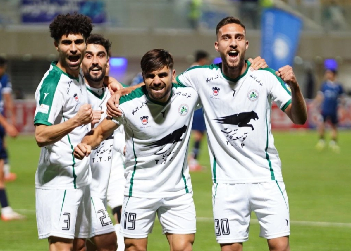 گل‌گهر سیرجان ۱-۲ ذوب‌آهن؛ گاندوها با بحران خداحافظی کردند