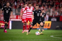 یونیون برلین ۲-۲ بایرن مونیخ؛ کین ناجی لحظه آخری باواریا