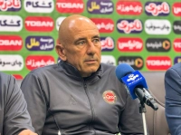 مربی تراکتور: خیبر وقت‌کشی می‌کرد؛ امروز تمرکز نداشتیم