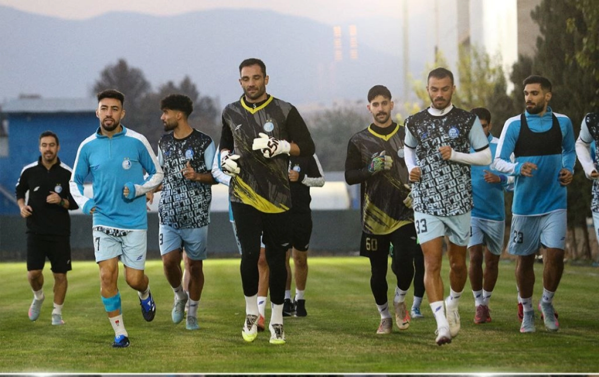 تمرین آبی‌ها در نبود ملی‌پوشان؛ جنپو همچنان غایب