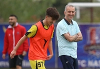 کمالوند: نساجی آماده جهش بزرگ؛ هنوز برای جشن صعود زود است