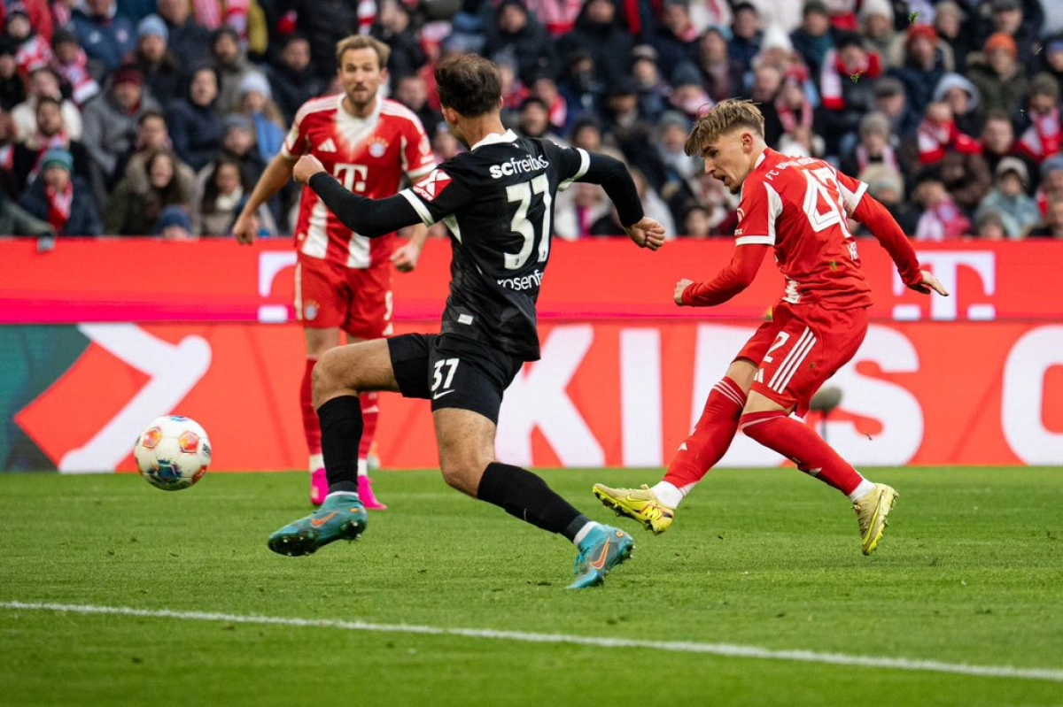 درخشش اعجوبه ۱۷ ساله؛ بایرنی‌ها هم یامال خودشان را دارند!