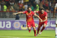 استقلال خوزستان ۰-۳ فولاد؛ صعود با هتریک ساسان در دربی اهواز