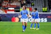 دومین گلزن مسن لیگ قهرمانان اروپا؛ این مدافع را به خاطر دارید؟