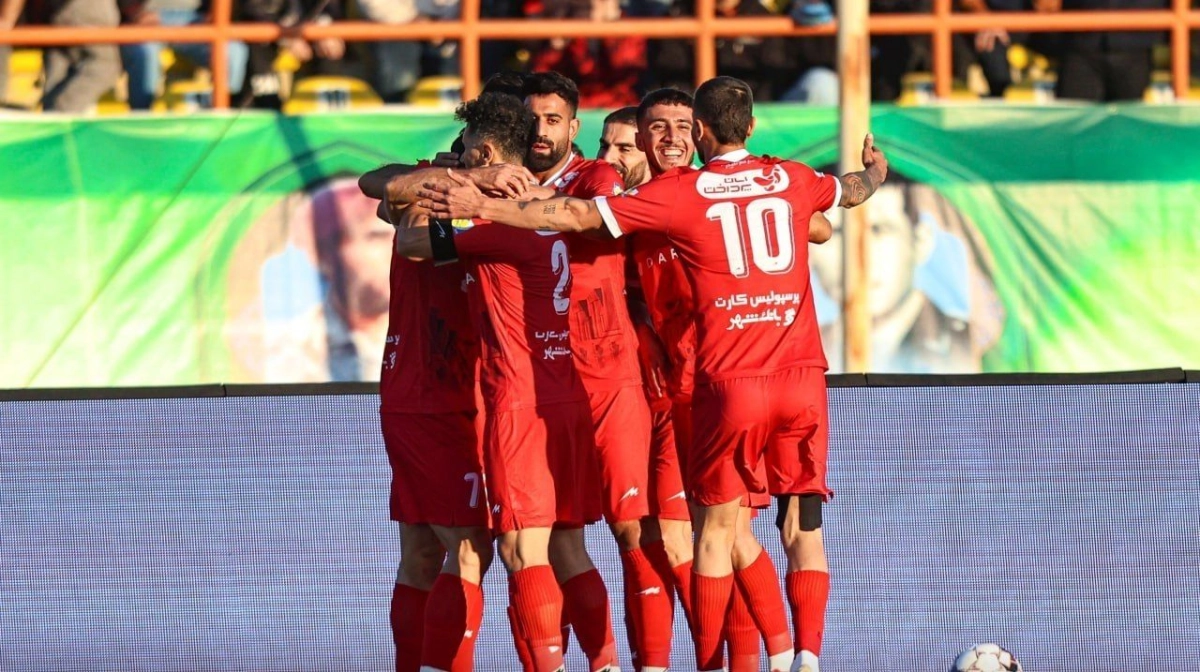 شمس آذر ۱-۲ پرسپولیس؛ لشکر سرخ با پیروزی به دربی رسید