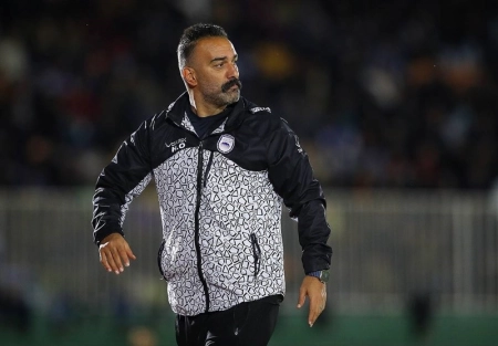 خشم عمران‌زاده از تراکتوری‌ها: هرچه گفتید نثار خودتان!