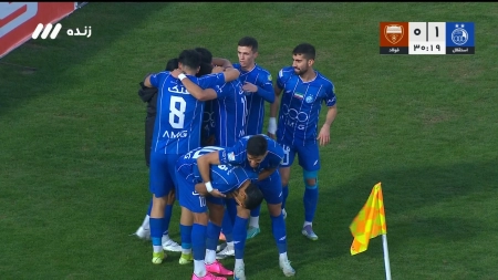 گل اول استقلال به فولاد توسط سعید سحرخیزان