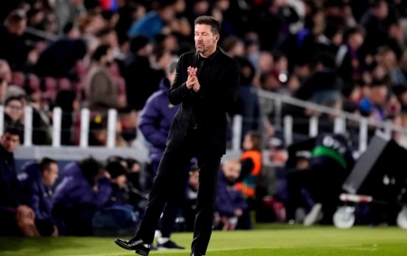 سیمئونه: نمی‌دانم چرا توپ طلا را به رافینیا ندادند