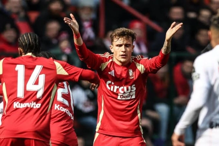 گزینه دورگه تیم ملی پای عمه‌اش را وسط کشید! + عکس