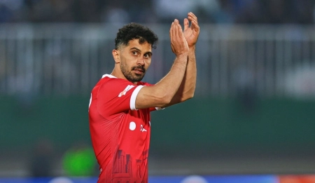 با بازی در دربی ۱۰۶؛ عالیشاه به دو قدمی پروین رسید