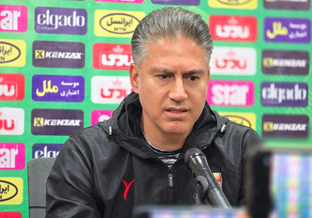 حمید مطهری: زیبا بازی می‌کنیم اما توپ‌هایمان گل نمی‌شود!