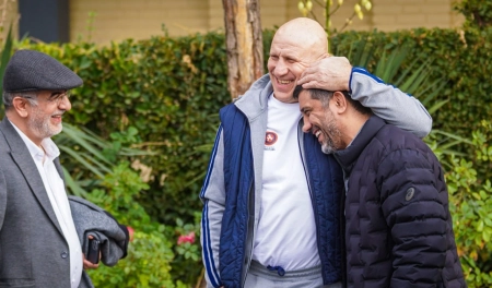 تمجید مامیاشویلی از دبیر به‌خاطر نصب تصاویر شهدا