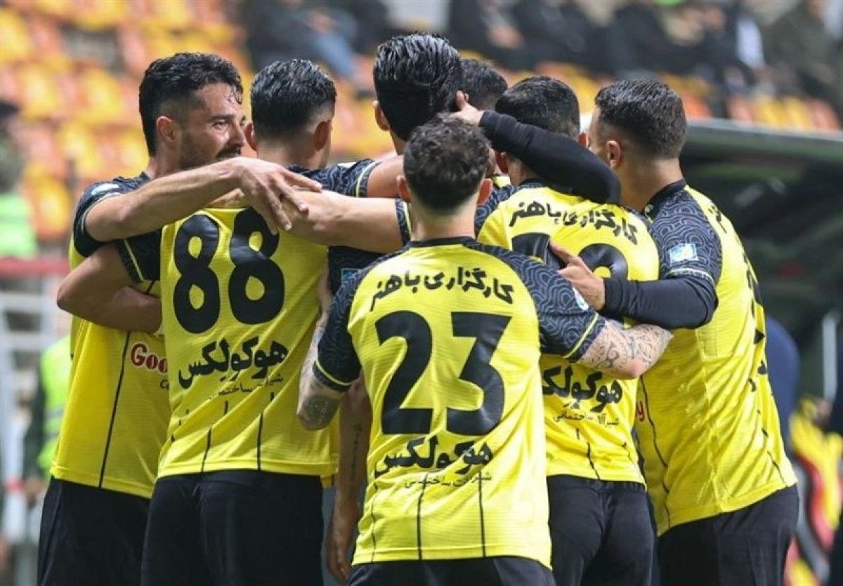 فولاد ۰-۱ سپاهان؛ تخت گاز به سوی قهرمانی نیم‌فصل