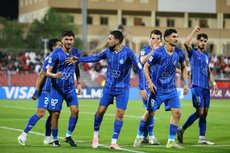 نفرات خارجی‌ استقلال مقابل ذوب‌آهن مشخص شد