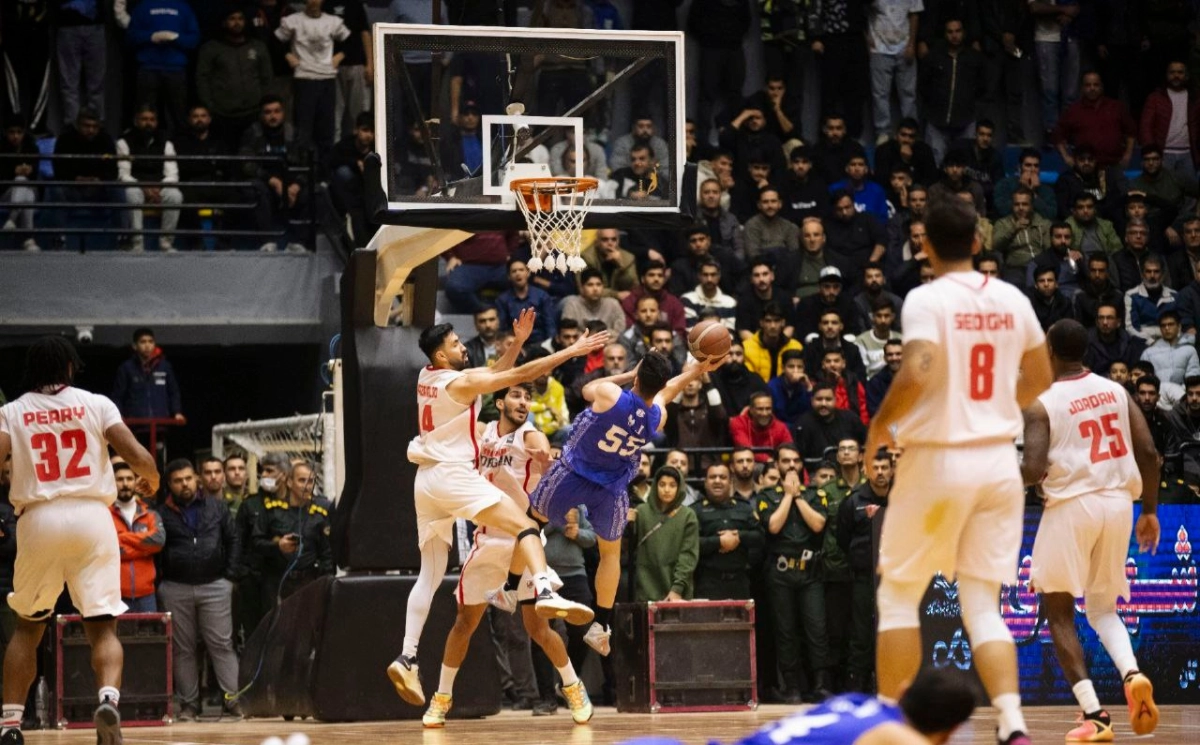 دیدار معوقه هفته سیزدهم لیگ برتر بسکتبال | صدرنشینی شهرداری گرگان