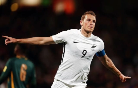 جراحی زانوی ستاره رقیب ایران؛ کریس برای جام‌جهانی آماده شد + عکس‌