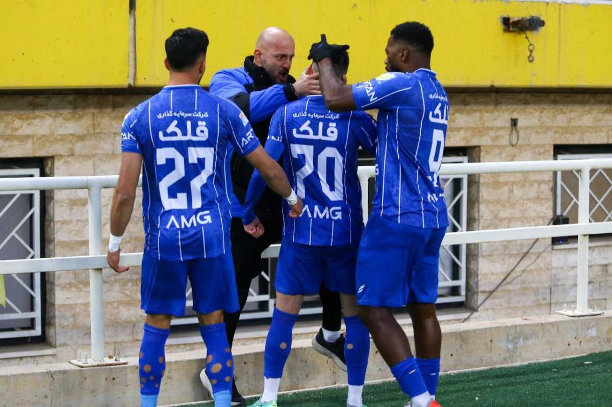 سپاهان ۱-۲ استقلال؛ شکستن طلسم ناکامی‌ها در بهترین زمان ممکن