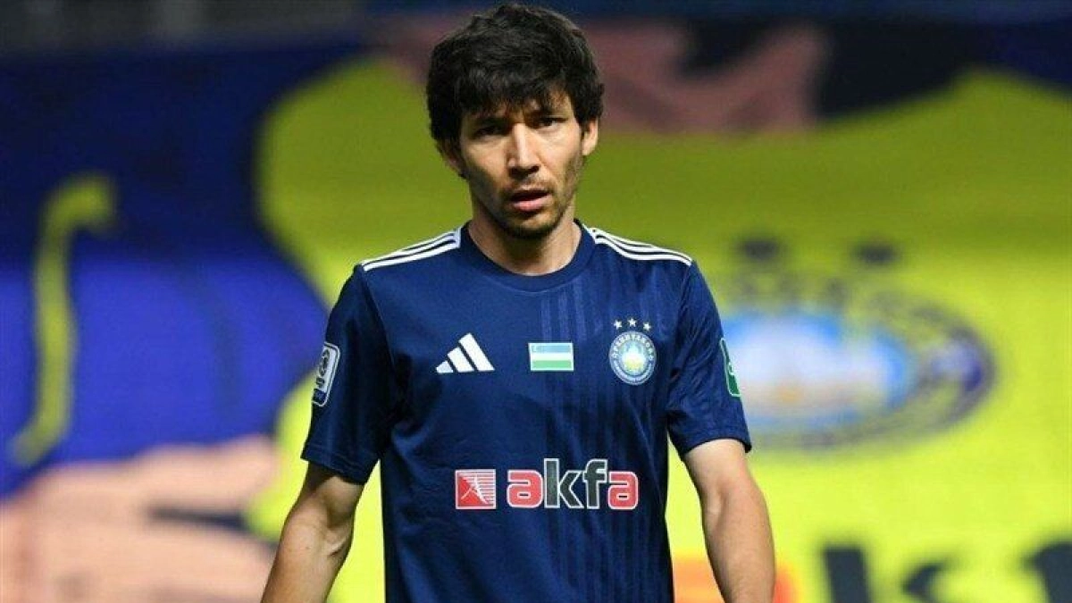 پرونده خرید ازبک‌ پرسپولیس همچنان باز است