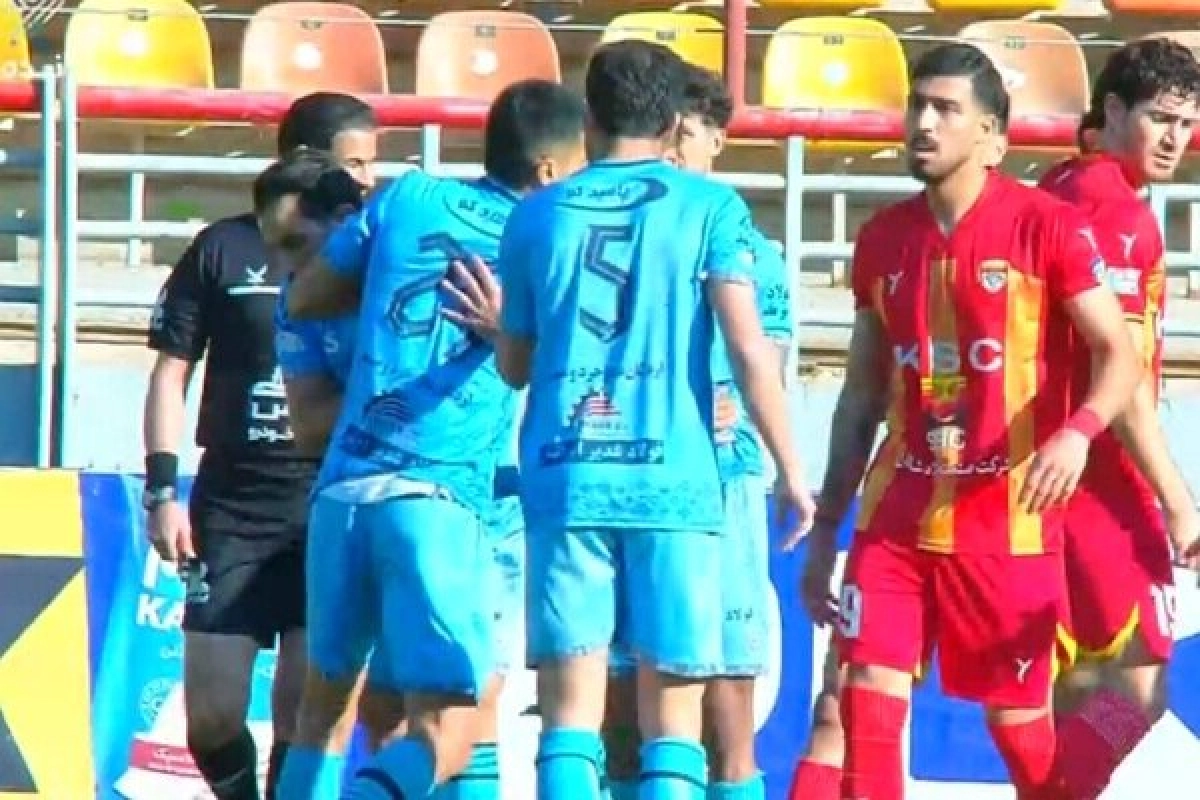 فولاد خوزستان ۰-۰ چادرملو اردکان؛ شروع کسل‌کننده نیم‌فصل دوم