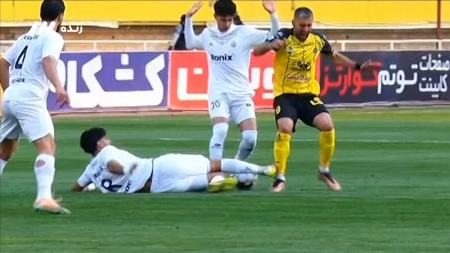 گفتگو با دانیال مرادی درباره اخراج بازیکن ملوان مقابل سپاهان