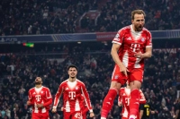 لیگ قهرمانان اروپا | صعود راحت بایرن و برد سخت چلسی در خانه