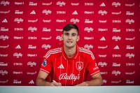 رسمی؛ رونمایی از مهاجم جدید فارست