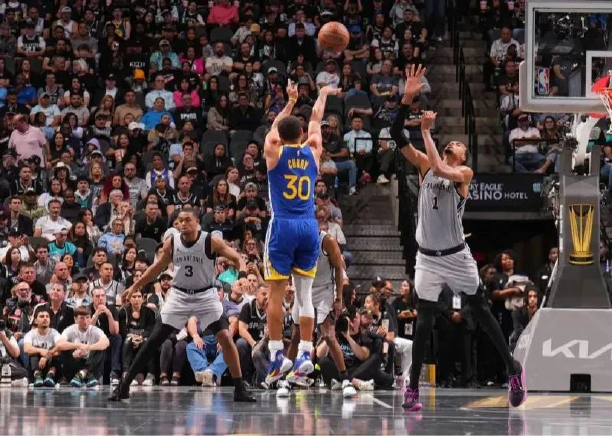 شب تلخ و شیرین در NBA: واریرز با «شِف» بر مینه‌سوتا غلبه کرد، کلیپرز بروکلین را در هم کوبید!