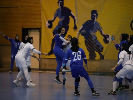 لیگ برتر هندبال زنان | استقلال برد، سپاهان صدرنشین ماند