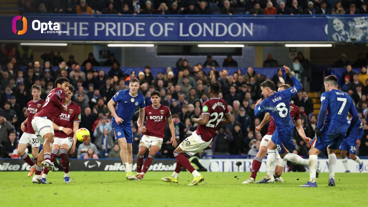 مشت آهنین روزنیور: اولین بازگشت بزرگ چلسی در تاریخ لیگ