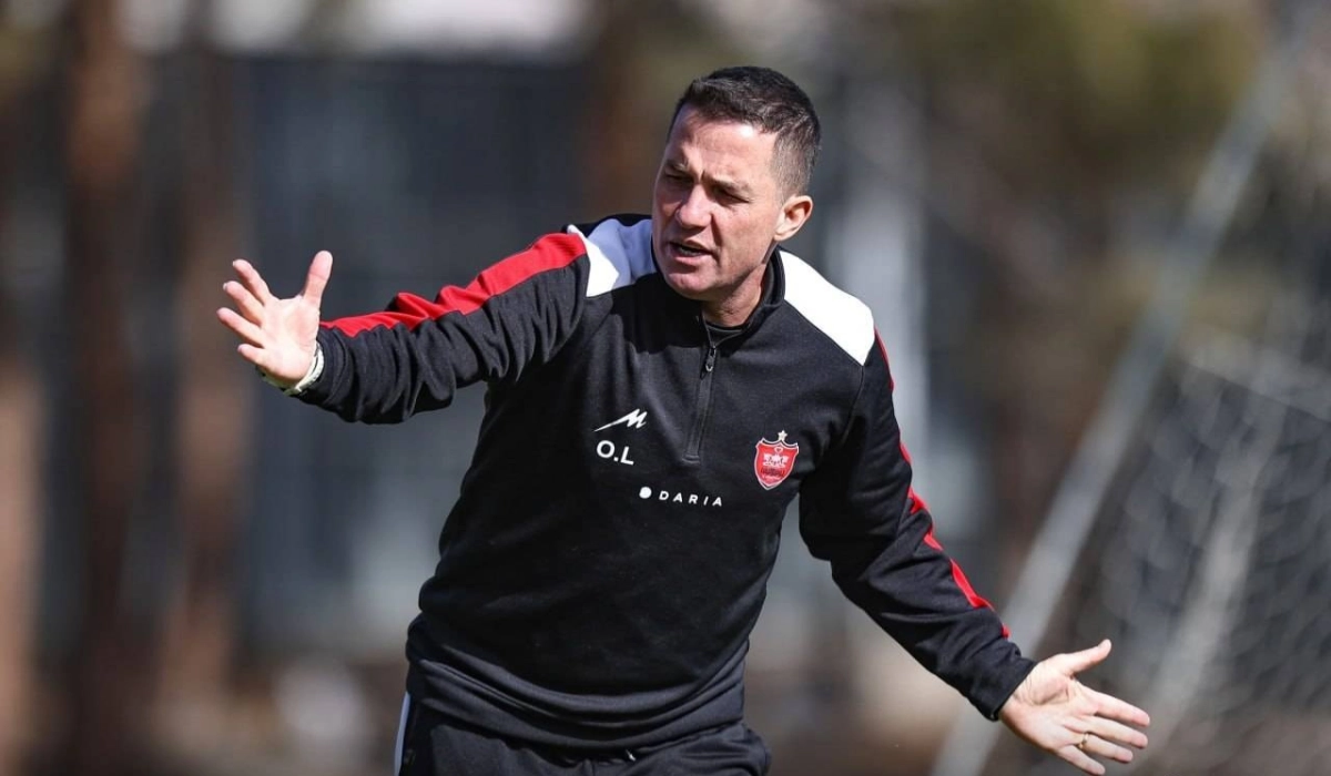 جلسه ویژه برای حفظ روحیه؛ اوسمار پشت دو بازیکن ایستاد