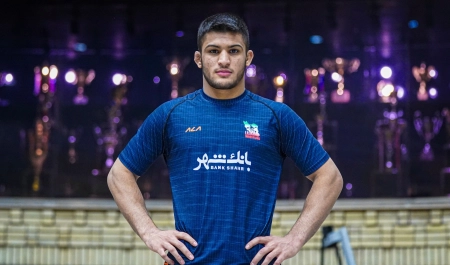 رنکینگ اتحادیه جهانی کشتی آزاد | با شکست مقابل والنسیا،‌ شمسی‌پور پنجم شد