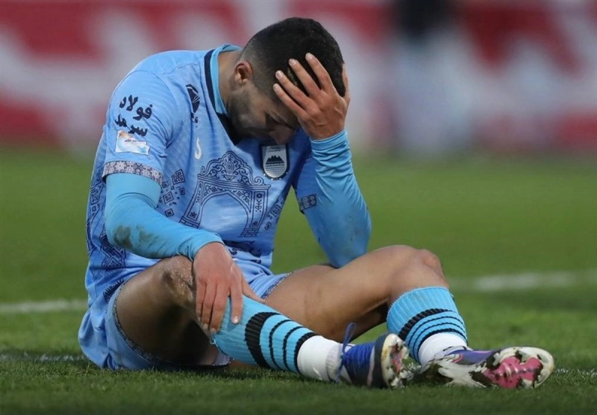 محکومیت مالی چادرملو در پرونده شکایت هادی فرهمند