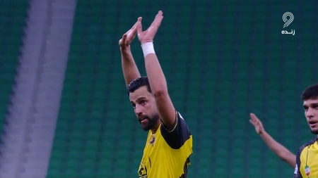 گل دوم سپاهان به الاهلی قطر توسط آرش رضاوند